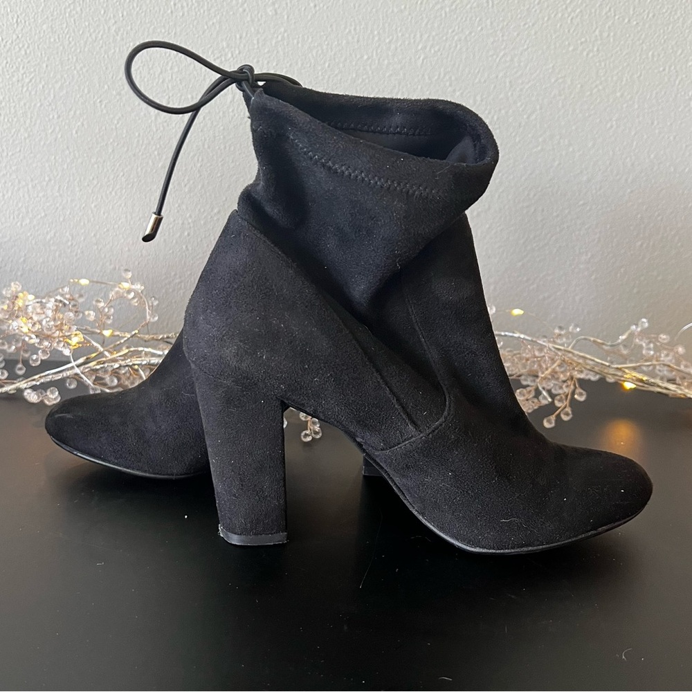 Chinese Laundry Bailey Low Black Boot Size 8.0